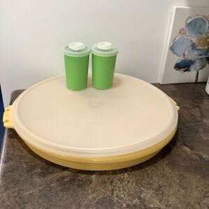 TWO VTG TUPPERWARE: S&P & Server, GREAT SEALS